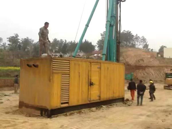 赣县如何判断水冷式机油散热器密封件是否需要更换?